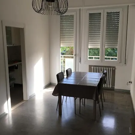 شقة Via Bellaria سان لاتْسارو دي سافين
